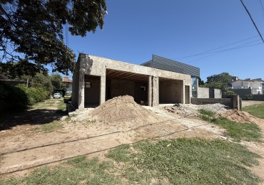 LOCAL COMERCIAL EN ALQUILER!  A ESTRENAR.